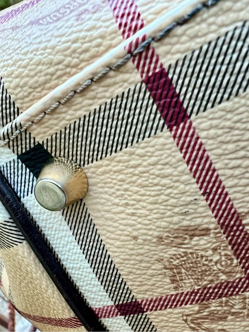 Burberry bag dark